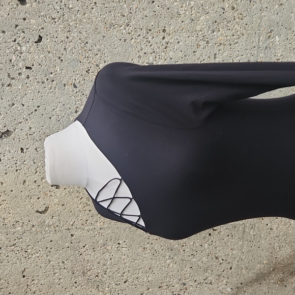 Good American body suit - Picture 5 of 11